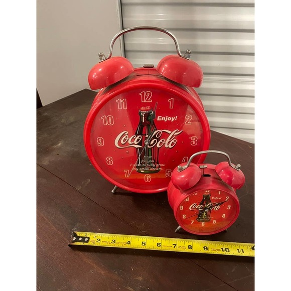 Pair of Coca-Cola Alarm Clocks0 - Picture 6 of 6